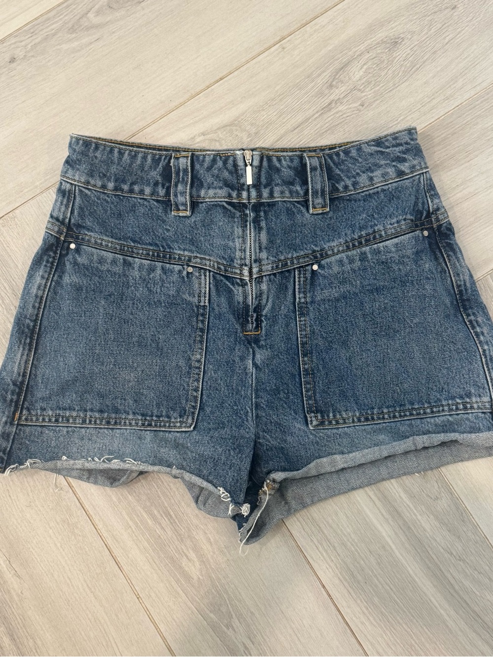 High-Waist Blue Denim Lady Shorts